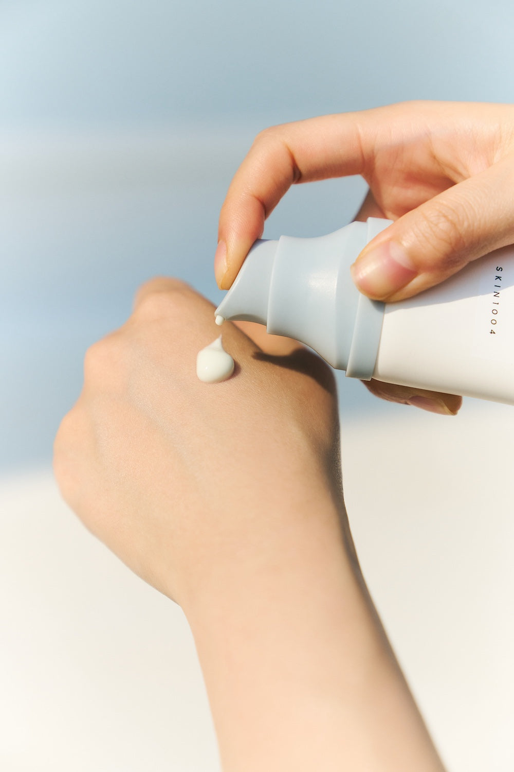 [Skin1004] Madagascar Centella Hyalu-Cica Water-Fit Sun Serum (3 sizes)