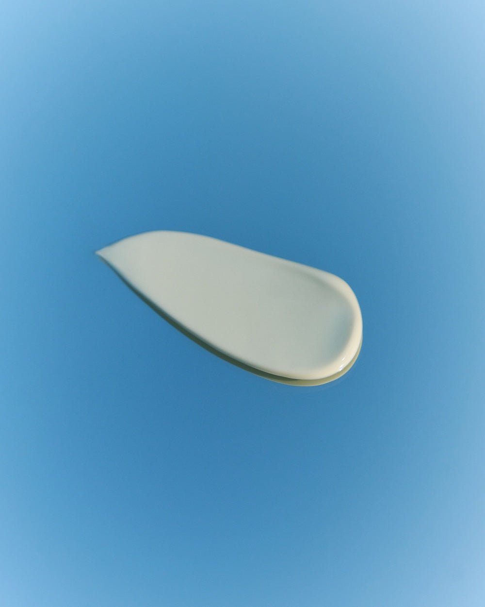 [Skin1004] Madagascar Centella Hyalu-Cica Water-Fit Sun Serum (3 sizes)