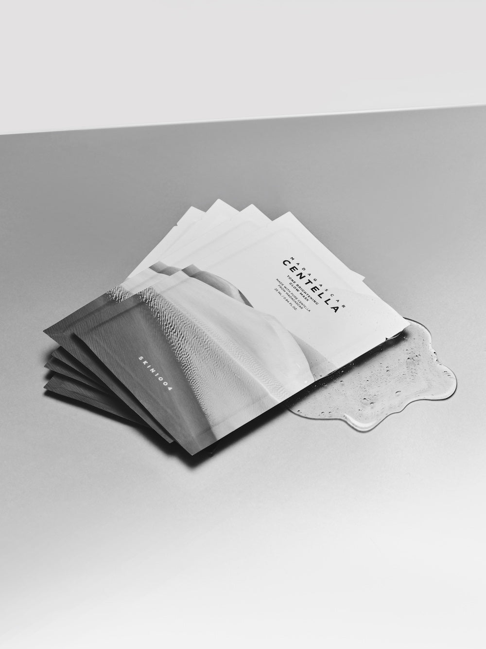 [Skin1004] Madagascar Centella Tone Brightening Glow Mask (2 sizes)