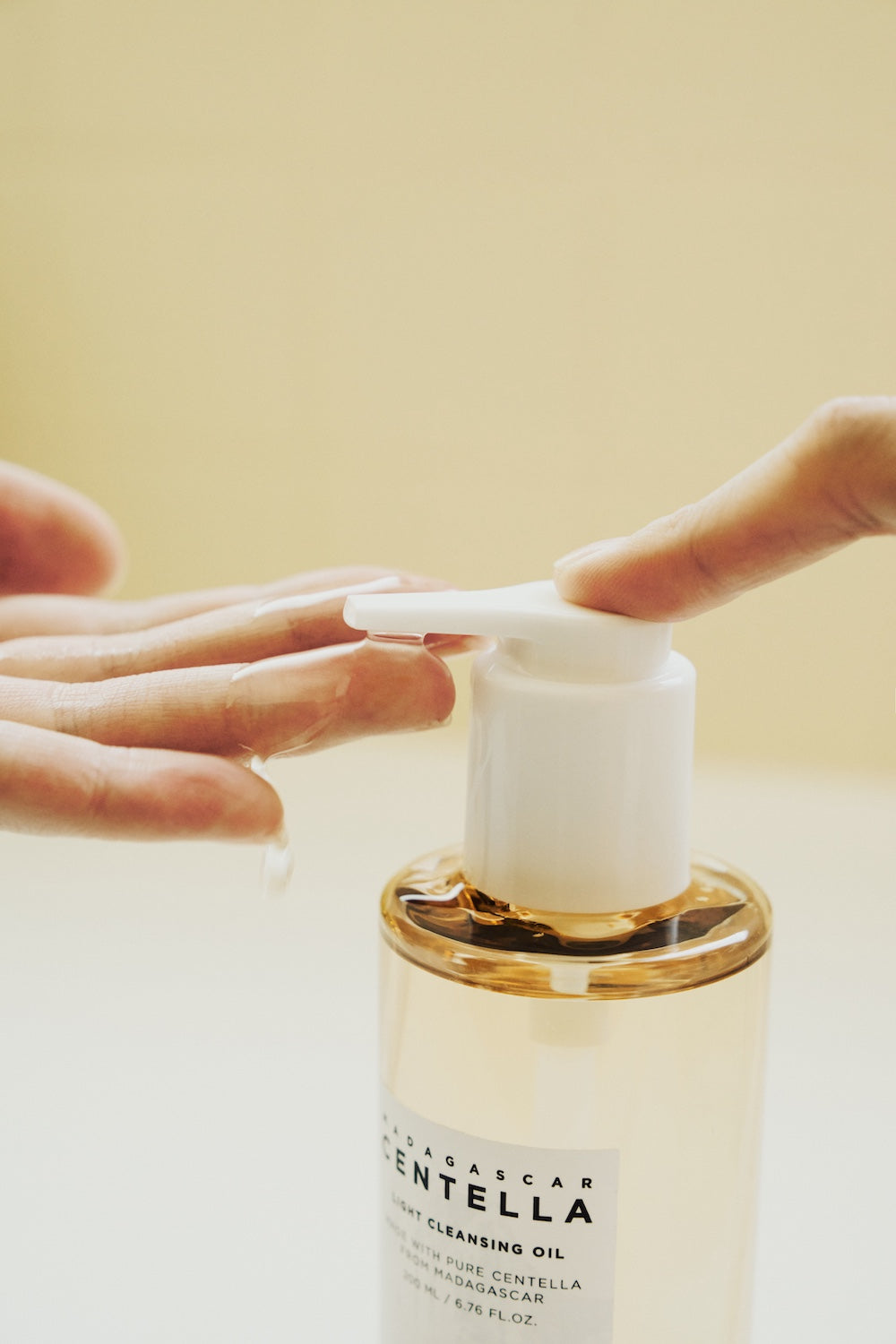 [Skin1004] Madagascar Centella Light Cleansing Oil (2 sizes)