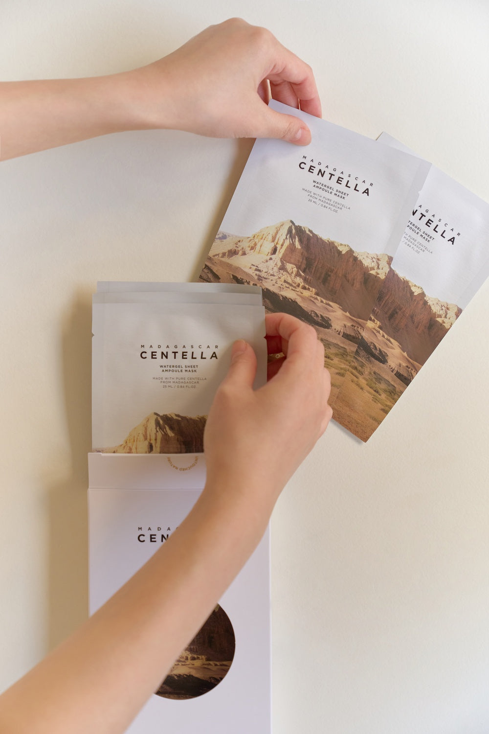 [Skin1004] Madagascar Centella Watergel Sheet Ampoule Mask (2 sizes)